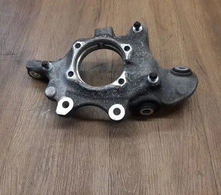 Mercedes-Benz E W238 Rear wheel hub A2133572600