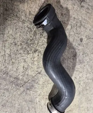 Audi A6 S6 C5 4B Intercooler hose/pipe 8E0145737E