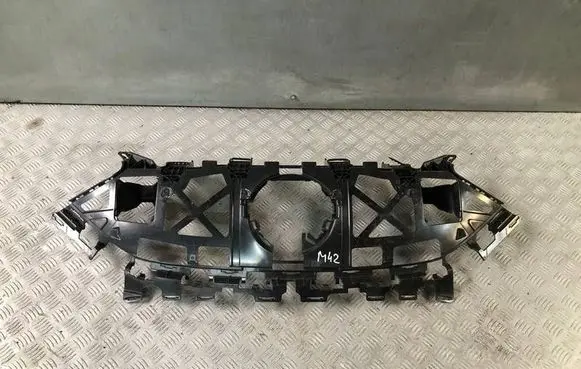 Mercedes-Benz EQE v295 Front bumper mounting bracket A2958880600