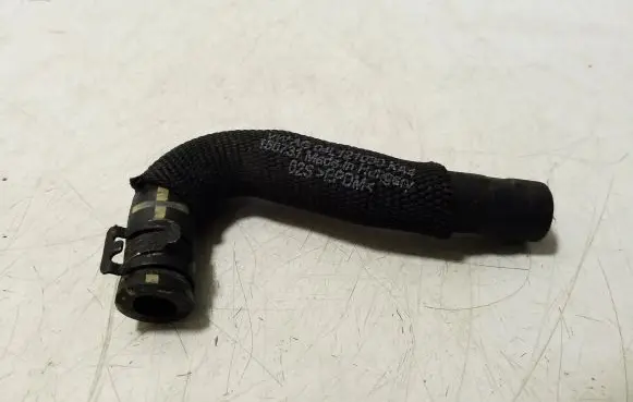 Volkswagen Tiguan Engine coolant pipe/hose 04L121030
