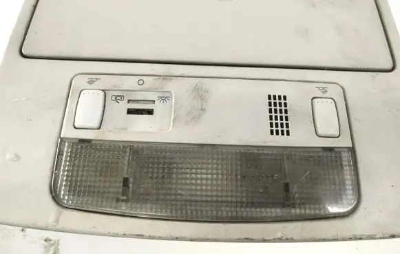 Volkswagen Touran I Front seat light 3B0947105C