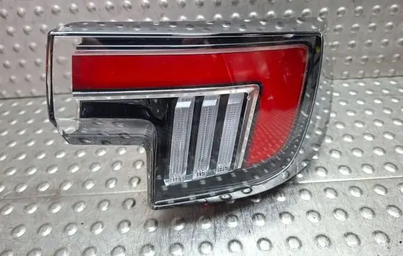 Opel Mokka B Rear/tail lights S26282817 9833721980