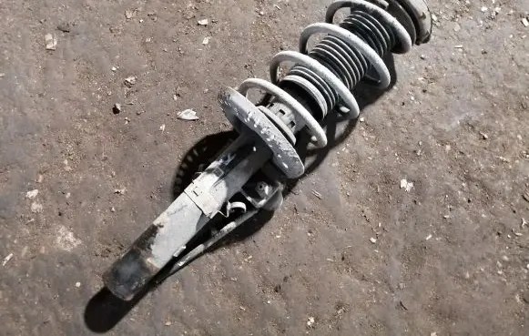 Volkswagen Polo IV 9N3 Front shock absorber with coil spring 6Q0413031CE