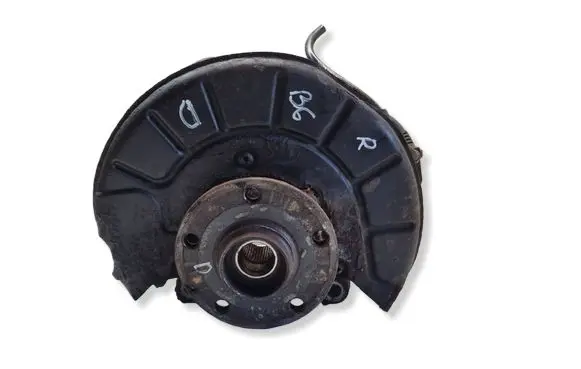 Volkswagen PASSAT B6 Front wheel hub 
