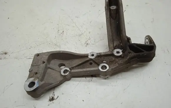 Volkswagen Golf V Front lower control arm/wishbone 1K0199295