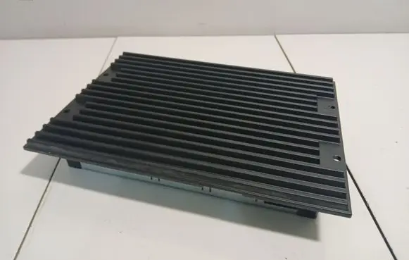 Jaguar XF Sound amplifier 6H5218C808CD