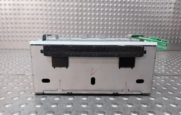 Ford C-MAX II Radio/CD/DVD/GPS head unit S26383323 AM5T18C815BH