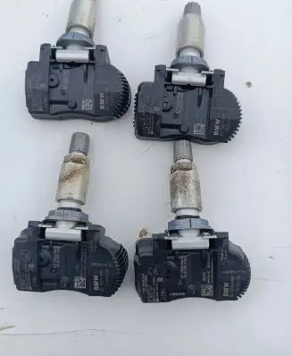BMW 3 F30 F35 F31 Tire pressure sensor 6881891