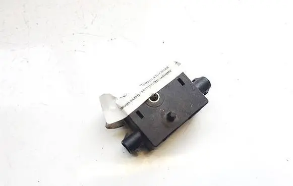 BMW 1 F20 F21 Antenna control unit 918145302 19081710