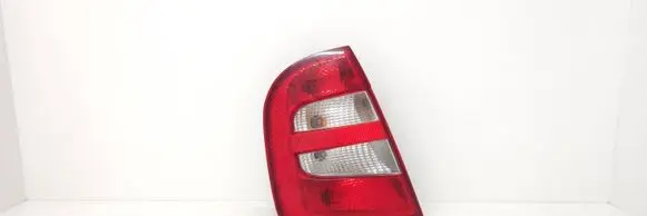 Skoda Fabia Mk1 (6Y) Rear/tail lights 6Y6945095B 6Y6945111B XJ3X13405AB