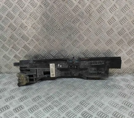 BMW X5 E70 Radiator support slam panel bracket 7586775 7799761