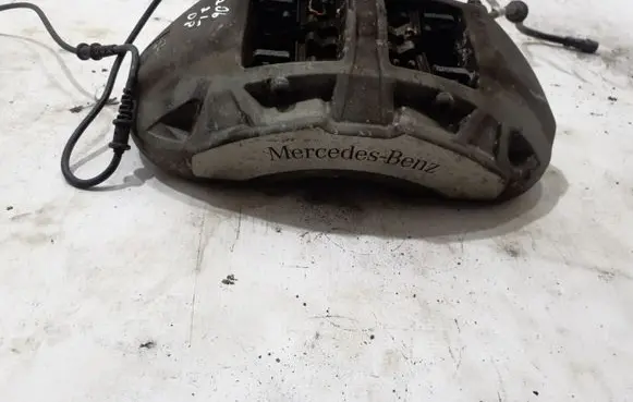 Mercedes-Benz C W206 Front brake caliper A2064218000