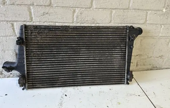 Audi A6 S6 C5 4B Intercooler radiator 4b0145805a