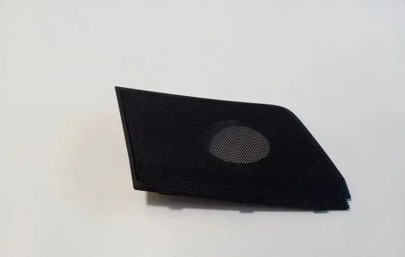 Side speaker trim/cover