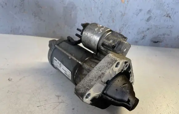 Renault Scenic III - Grand scenic III Starter motor 233007802R ESW20E260 20G37084F0