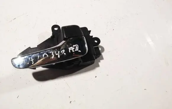 Mitsubishi Lancer X Front door interior handle 