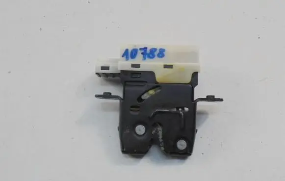 Nissan Micra Tailgate/trunk/boot lock/catch/latch 90502AV710
