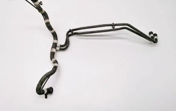 Tesla Model 3 Brake vacuum hose/pipe 1077570-00-H