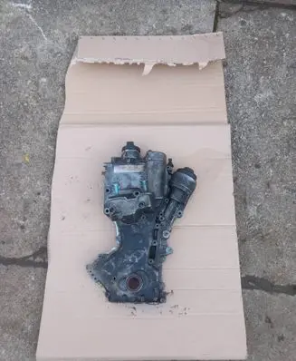 Volkswagen Touran I Timing chain cover 03C109211E