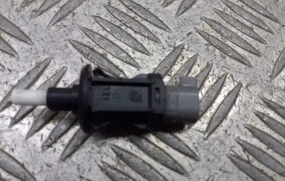 Jaguar S-Type Brake pedal sensor switch