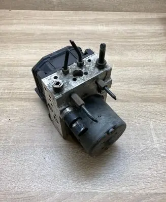 Toyota Avensis T250 ABS Pump 8954105100 0265950178