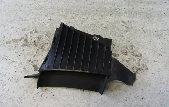 Audi A4 S4 B9 Radiator trim 8W0121764L