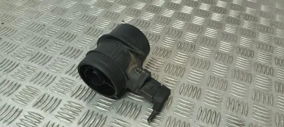 Volkswagen PASSAT B6 Mass air flow meter 074906461B 0281002461