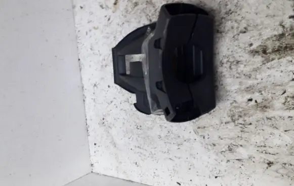 Renault Clio III Steering wheel trim 