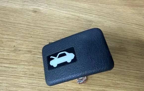 Honda Civic Engine bonnet (hood) release handle