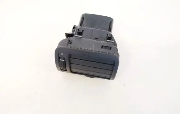 Volkswagen PASSAT B5 Dash center air vent grill 3b0819704d