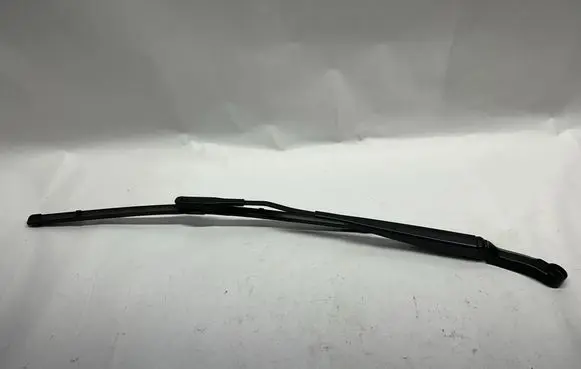 Ford Mustang VI Front wiper blade arm FR3B17C495AB