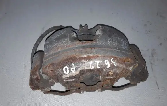 Ford Kuga II Front brake caliper