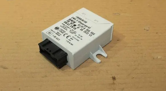 BMW 3 E46 Immobilizer control unit/module 6905666