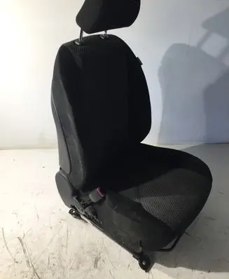 Toyota RAV 4 (XA30) Front driver seat 