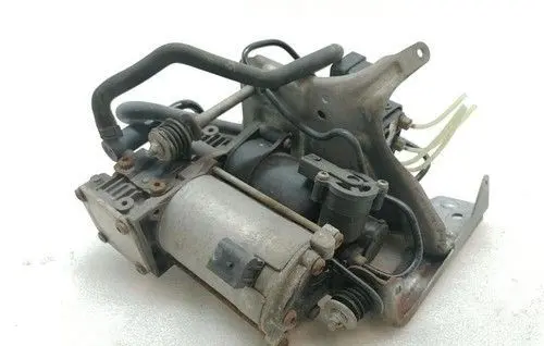 Mercedes-Benz S C217 Air suspension compressor/pump A0993200104