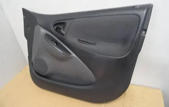 Toyota Yaris Front door card panel trim