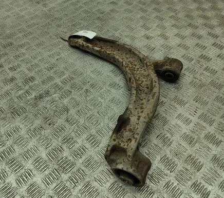 Volkswagen Transporter - Caravelle T5 Front lower control arm/wishbone 7H0407152F