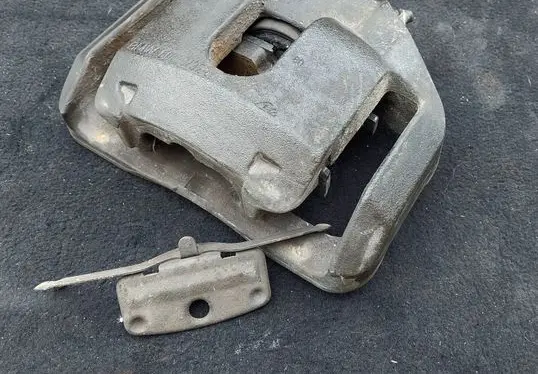 BMW 5 E60 E61 Front brake caliper