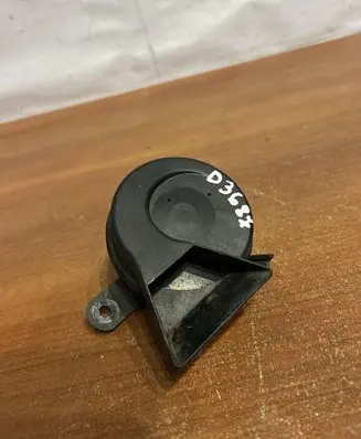 Mercedes-Benz CLK A209 C209 Horn signal A28657625 D3687
