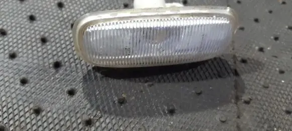 Audi A6 S6 C5 4B Front fender indicator light 4B0949127