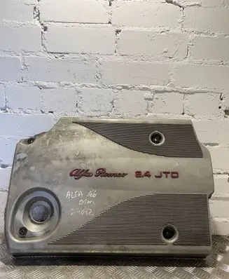Alfa Romeo 166 Engine cover (trim)