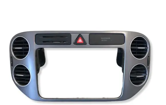 Volkswagen Golf Plus Radio/GPS head unit trim 5M0858071KBILI 5M0858071K
