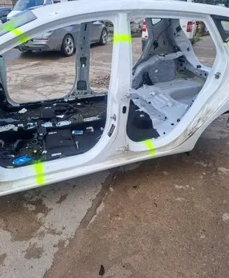 Ford Fiesta Pillar (middle) Nocode