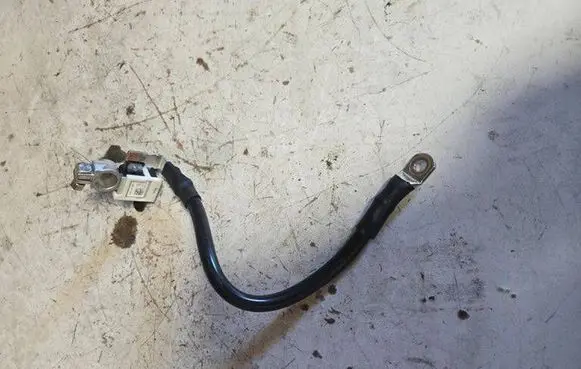 Audi Q5 SQ5 Negative earth cable (battery) 8R0915181C