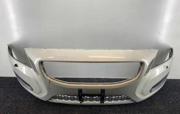 Volvo V60 Front bumper 31290811