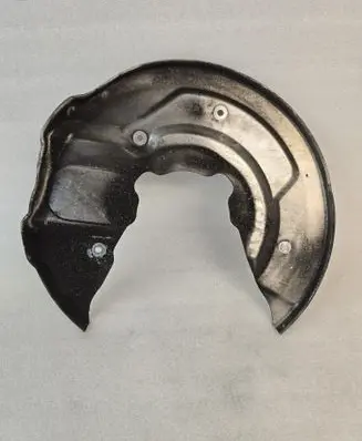 Volvo XC90 Front brake disc dust cover plate 31445102