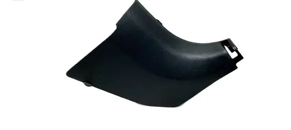 Foot area side trim