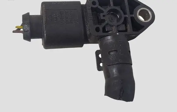 Audi A3 S3 8V Exhaust gas pressure sensor 04L906051B 0281006222