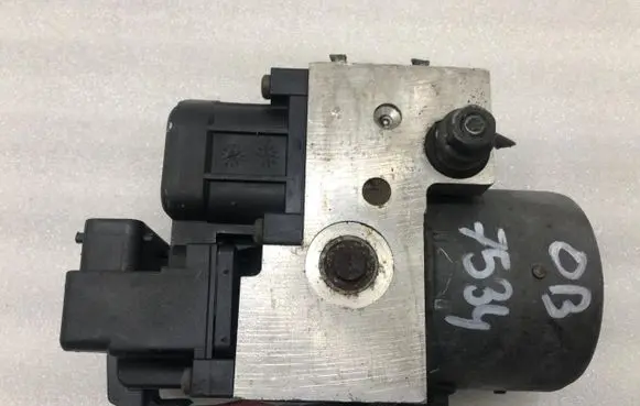 Mitsubishi Carisma ABS Pump MR249754 0265216464