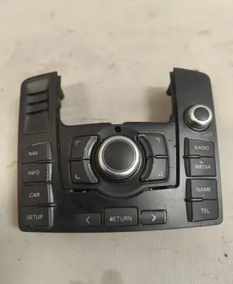 Head unit multimedia control